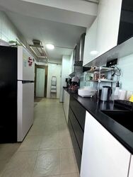 Blk 215 Lorong 8 Toa Payoh (Toa Payoh), HDB 5 Rooms #453520731